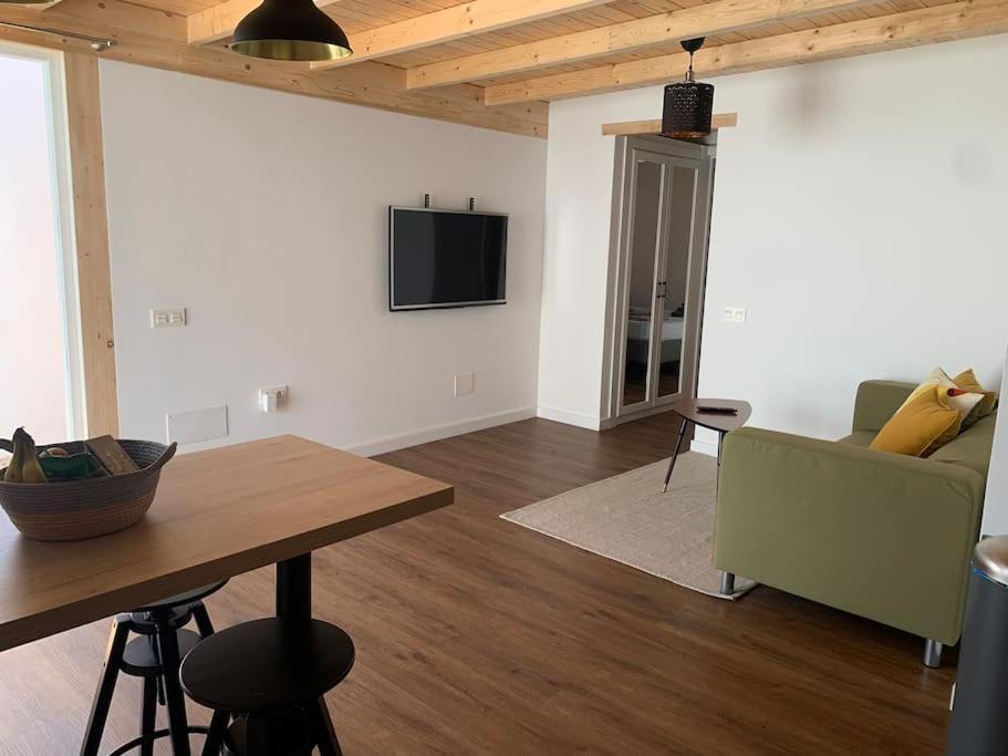 Moderna Casa De Invitados Con Terraza Y Piscina Corralejo Exterior foto